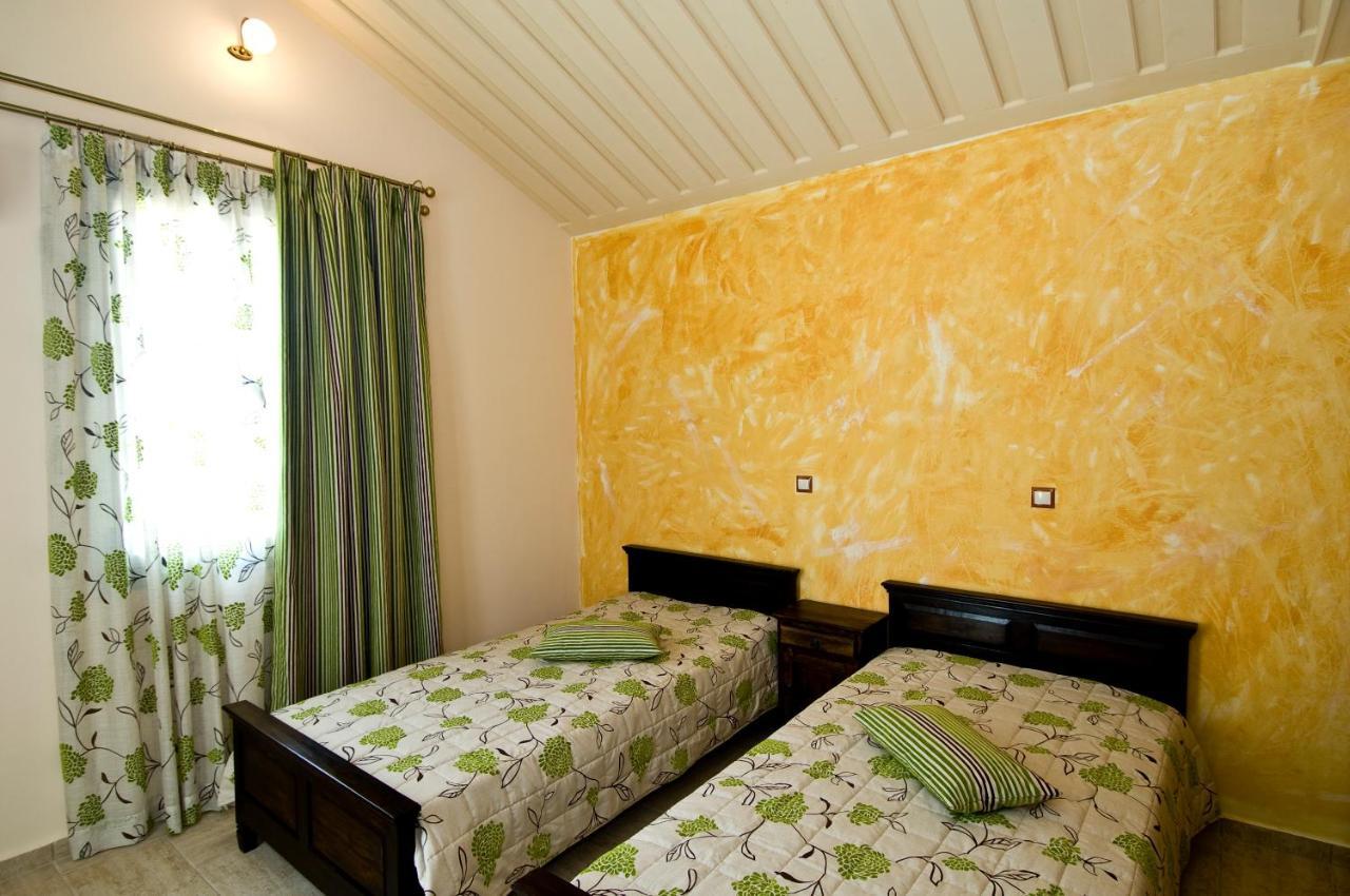 Aparthotel Apolafsi Lixouri Exterior foto