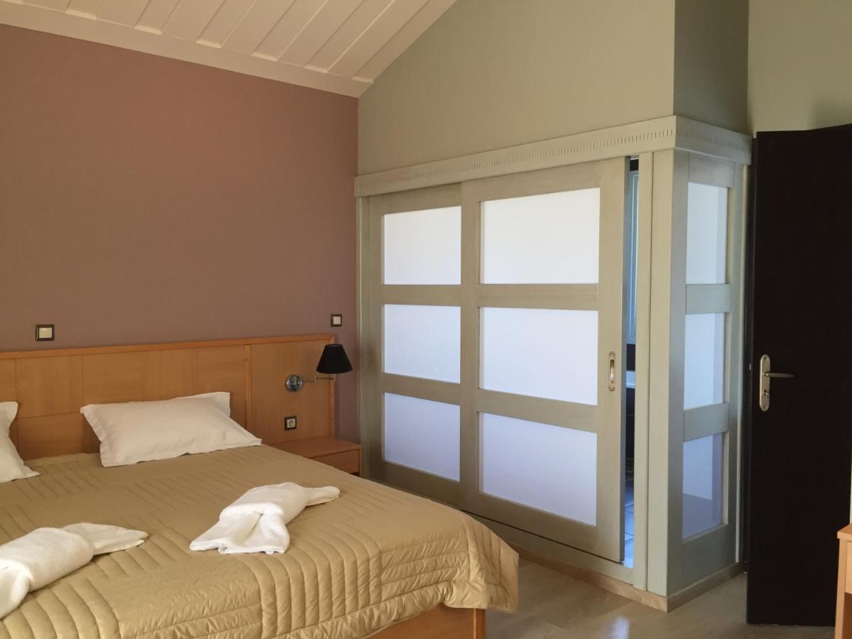 Aparthotel Apolafsi Lixouri Exterior foto