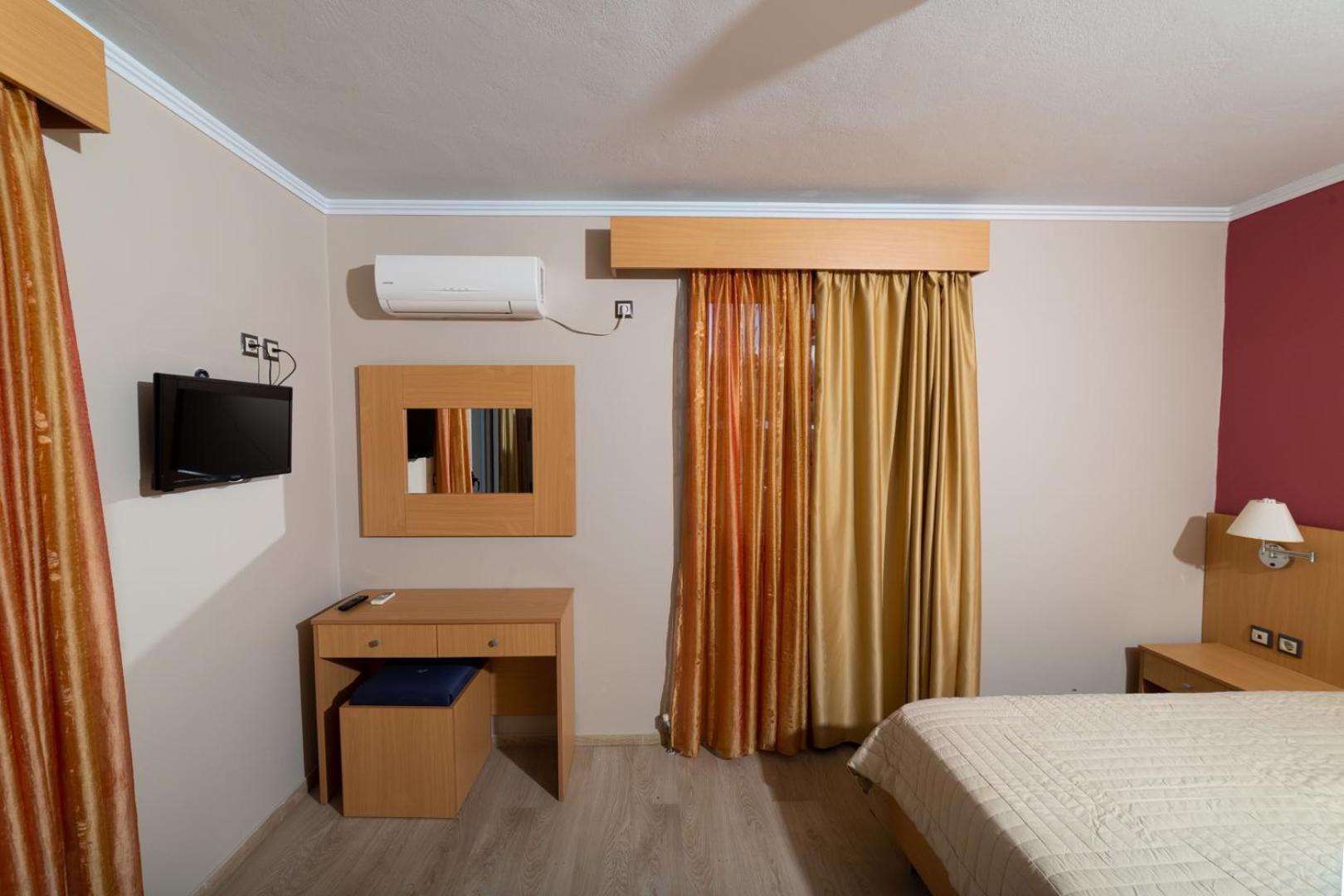 Aparthotel Apolafsi Lixouri Exterior foto